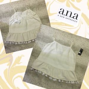💐NWT a.n.a. white halter top with tassels